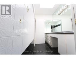 18 Silvergrove Road, Toronto, ON M2L2N6 Photo 23