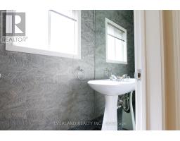 18 Silvergrove Road, Toronto, ON M2L2N6 Photo 29