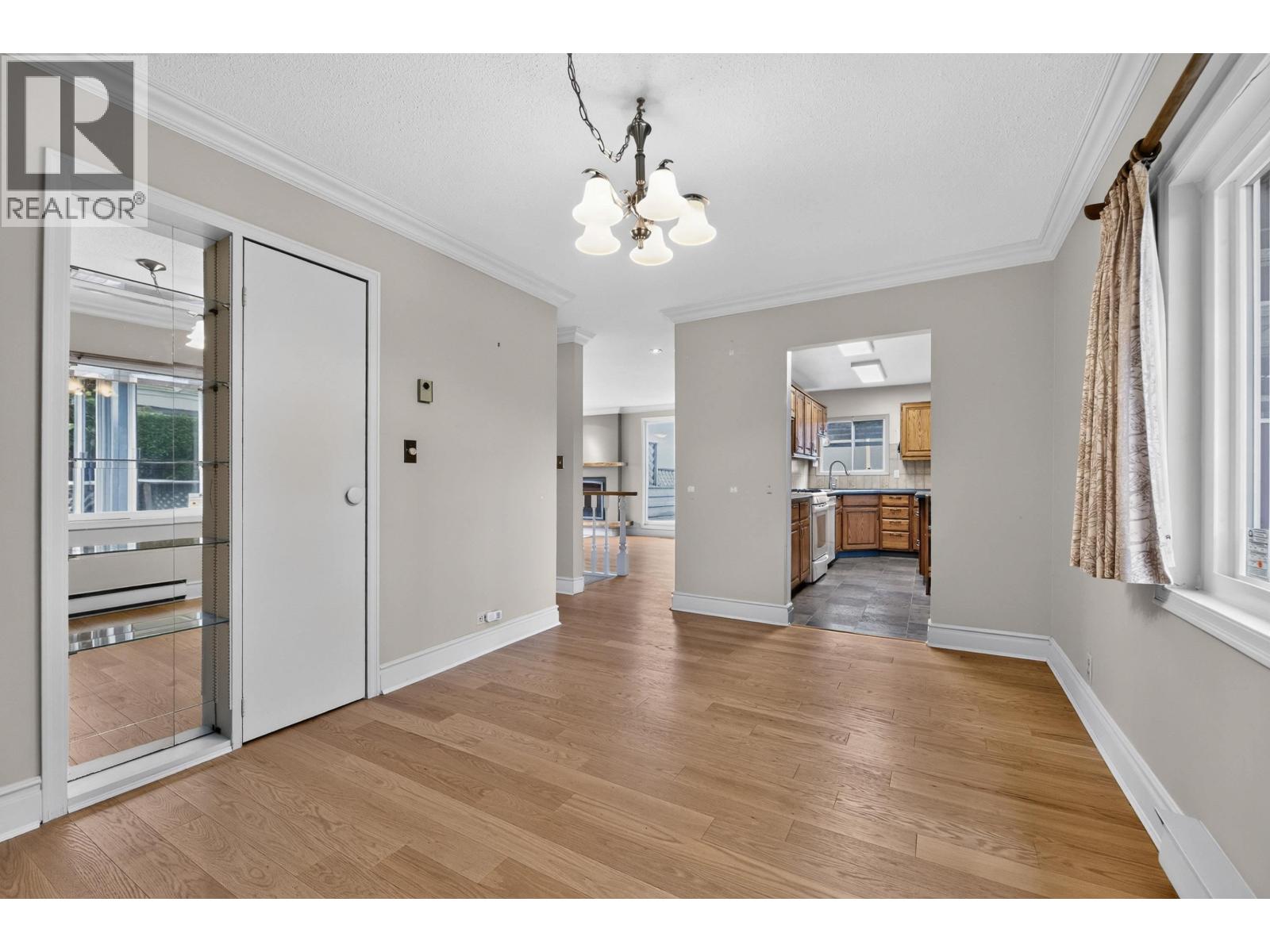 Photo of 6338 WALTHAM AVENUE 19