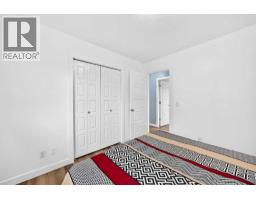 14 Westmount Way - photo 27