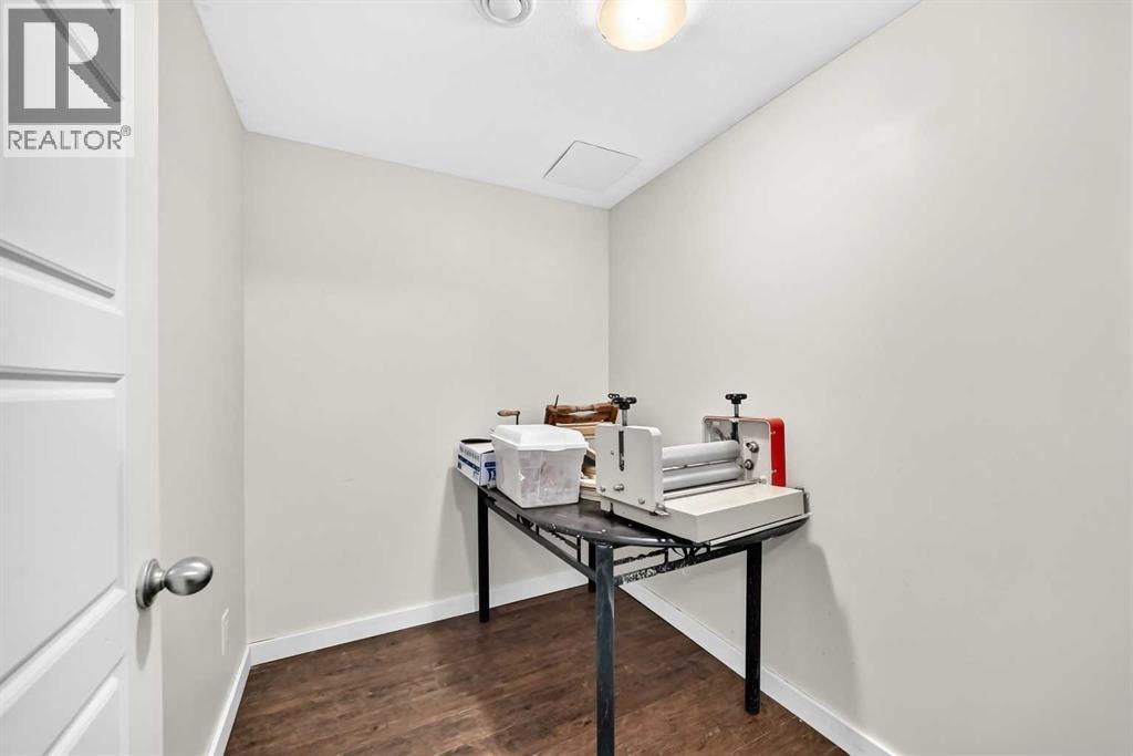 14 Westmount Way - Image 35