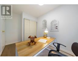 172 Hollyberry Trail, Toronto, ON M2H2P4 Photo 19