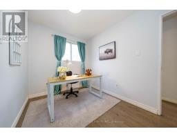 172 Hollyberry Trail, Toronto, ON M2H2P4 Photo 18