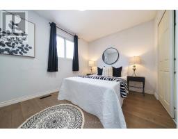 172 Hollyberry Trail, Toronto, ON M2H2P4 Photo 15