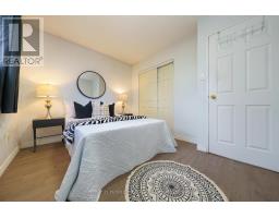 172 Hollyberry Trail, Toronto, ON M2H2P4 Photo 14