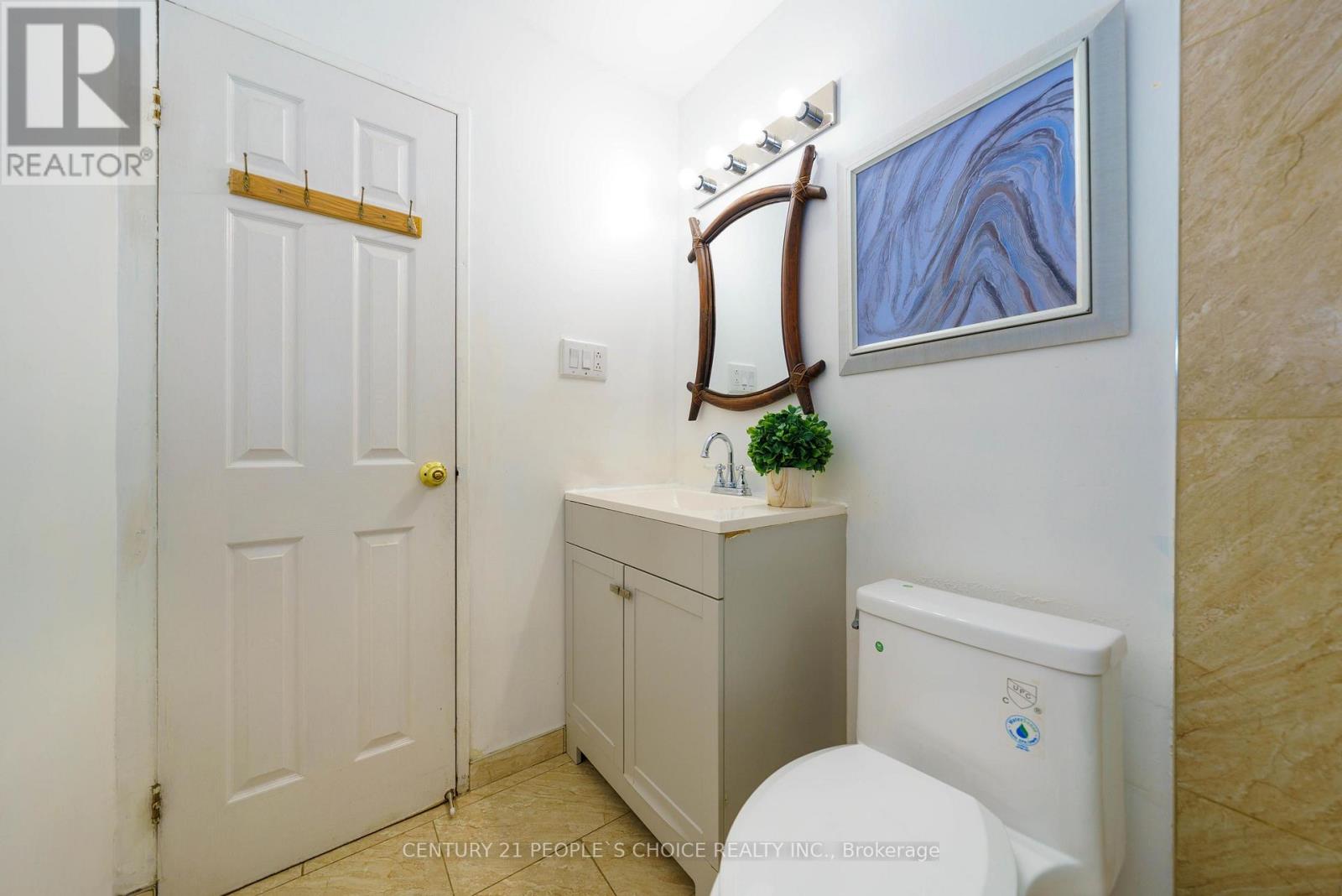 172 Hollyberry Trail, Toronto, ON photo 30