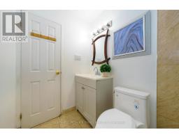 172 Hollyberry Trail, Toronto, ON M2H2P4 Photo 30