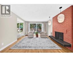 4pc Bathroom - 39 Woodfield Crescent Sw, Calgary, AB T2W3W2 Photo 12
