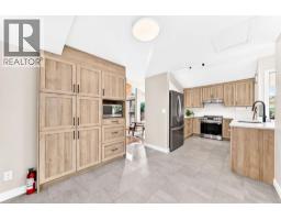 39 Woodfield Crescent Sw, Calgary, AB T2W3W2 Photo 13