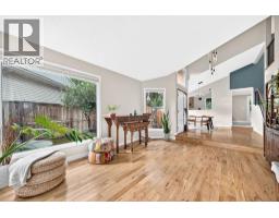4pc Bathroom - 39 Woodfield Crescent Sw, Calgary, AB T2W3W2 Photo 8