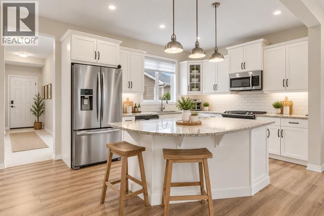 177 Yorkville Manor SW - 6