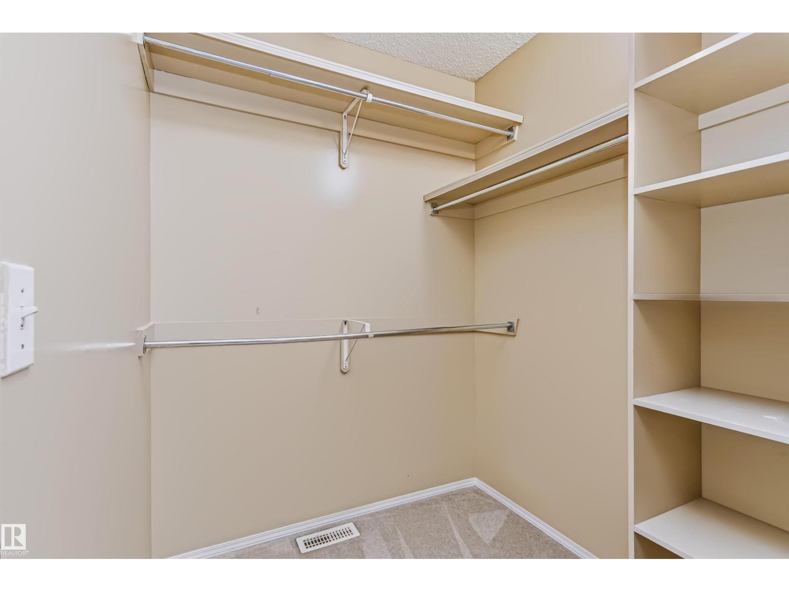 4112 37A Avenue NW, Kiniski Gardens — photo 23 of 30: Property photo
