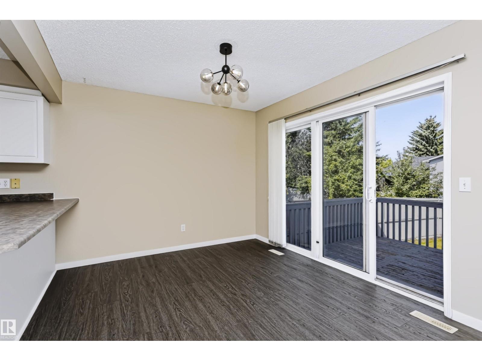 4112 37A AV NW - 7