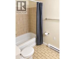 4147 W13th Ave, Vancouver, BC V6R2T5 Photo 7