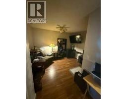 8412, 304 Mackenzie Way Sw, Airdrie, AB T4B3H7 Photo 7