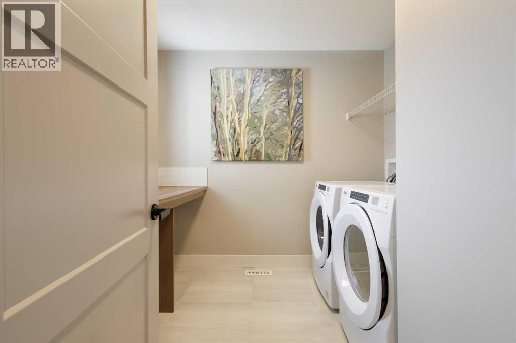 335 Lucas Way NW - Image 32