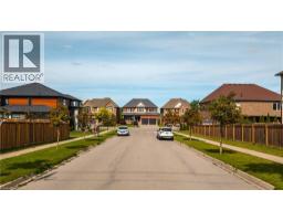268 Evens Pond Crescent, Kitchener, ON N2R0B8 Photo 47