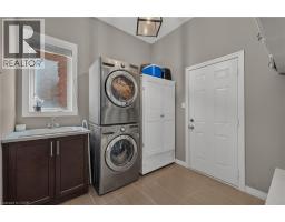 268 Evens Pond Crescent, Kitchener, ON N2R0B8 Photo 27