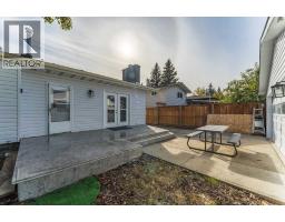 208 Woodpark Place SW - photo 37