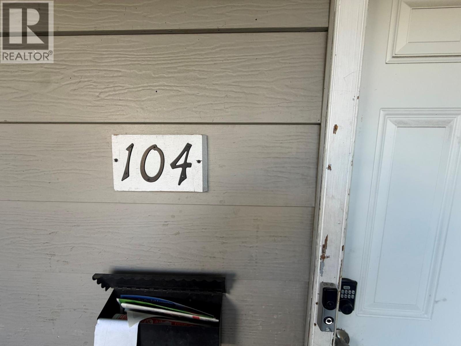 #104 3710 24 Avenue - Image 4