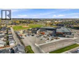 303, 2005 Luxstone Boulevard SW - photo 30