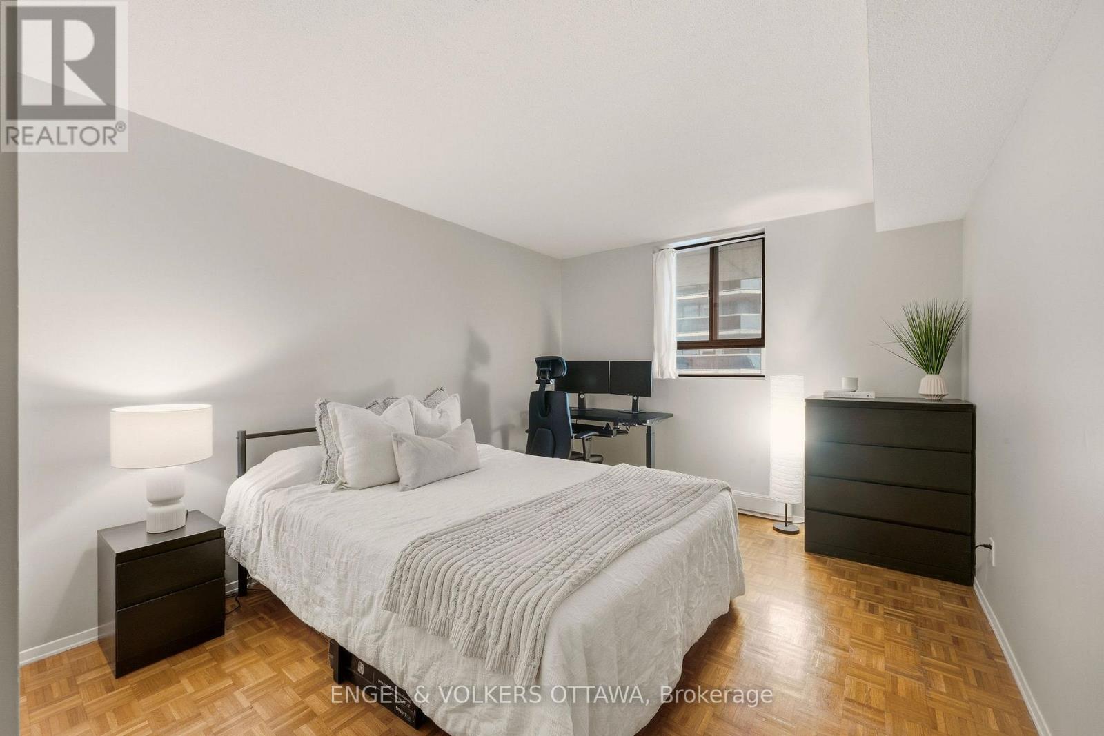 #606 475 LAURIER AVENUE W - Image 21
