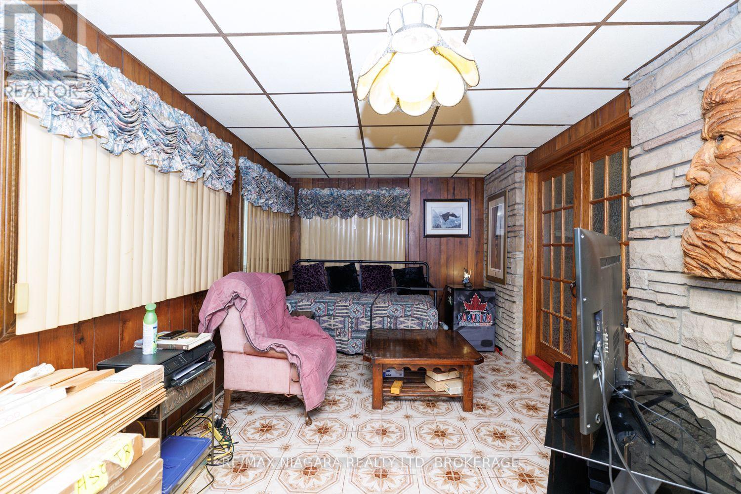 567 LYONS CREEK ROAD - 19