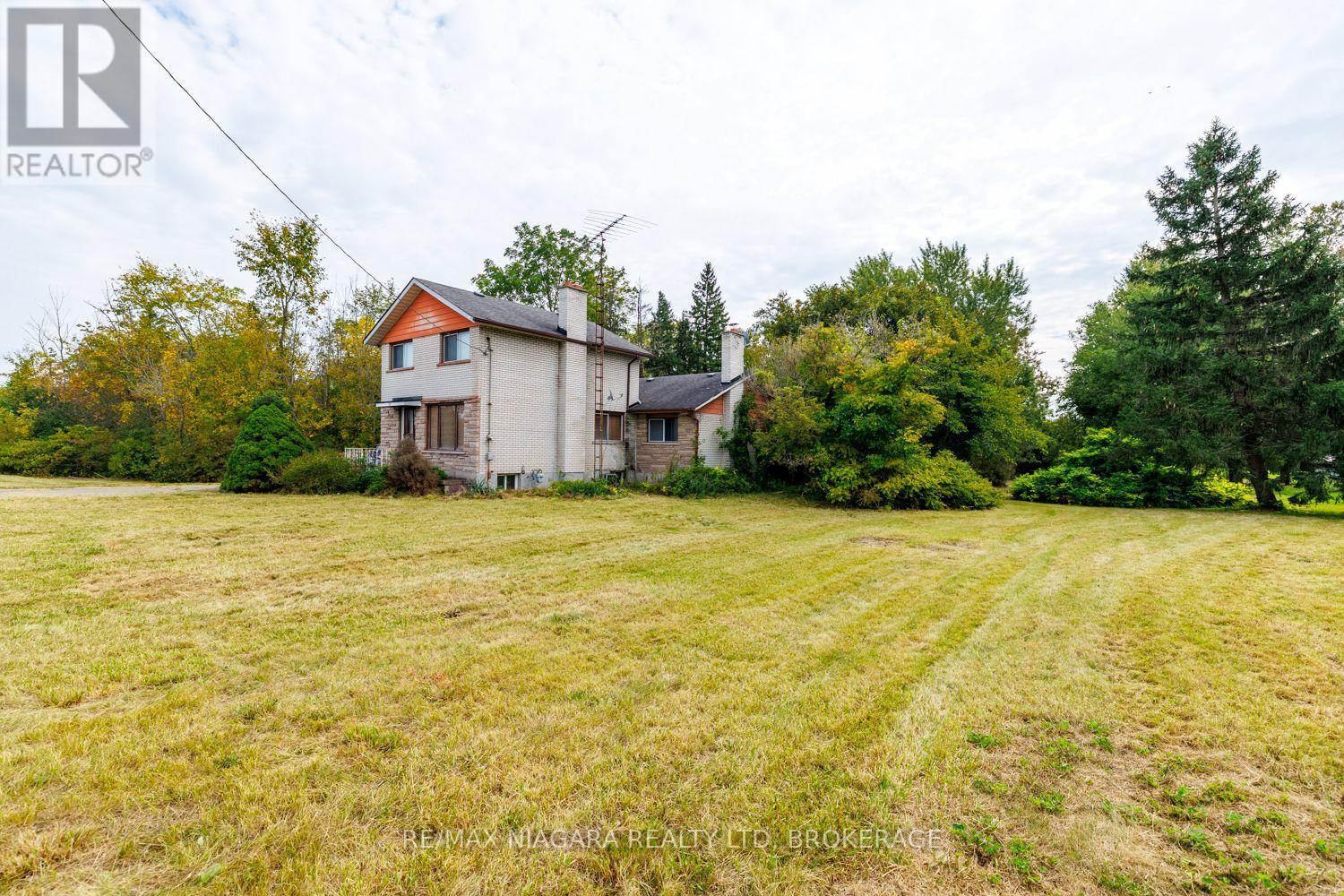 567 LYONS CREEK ROAD - 2