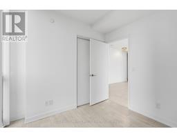 2207 - 6 Sonic Way, Toronto, ON M3C0P1 Photo 9