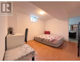 69 Hazelmere Drive, Richmond Hill, ON L4B1W8 Photo 8