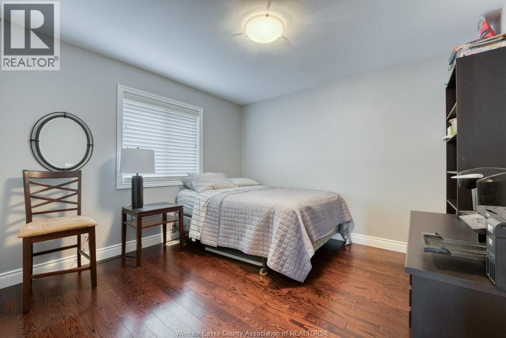 415 ROSEWOOD DRIVE - Image 17