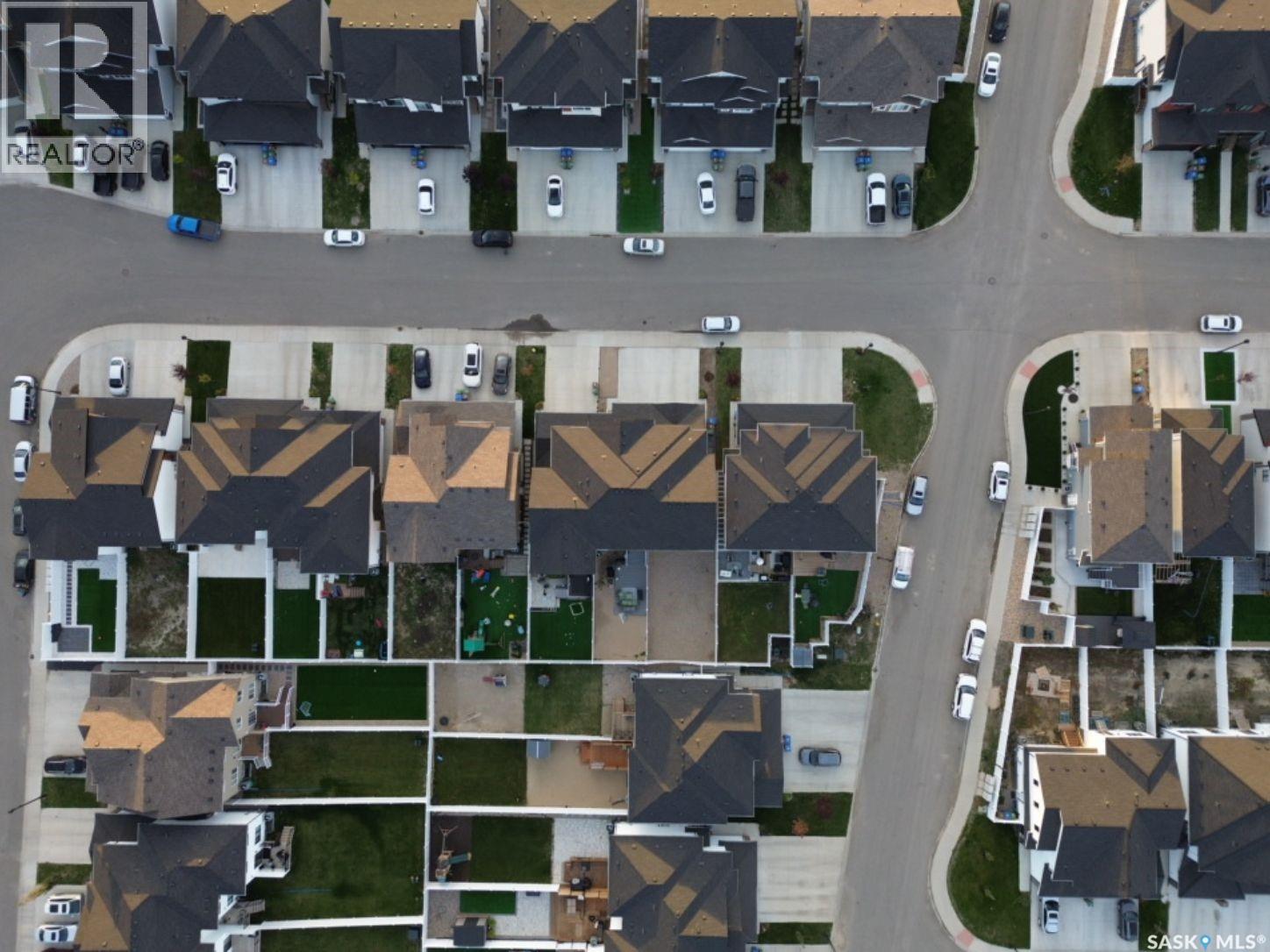 4608 Mutrie CRESCENT - Image 41