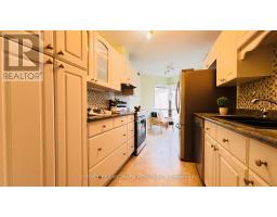 207 - 300 Keats Way, Waterloo, ON N2L6E6 Photo 24