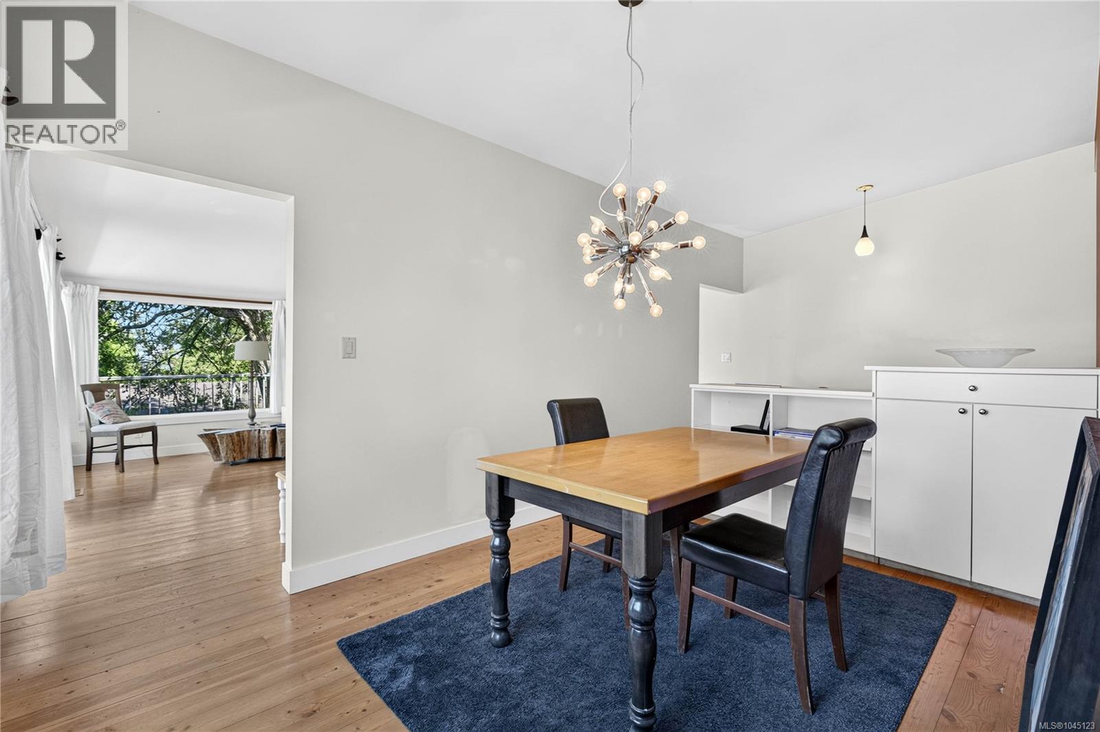 243 Maliview Dr - Image 10