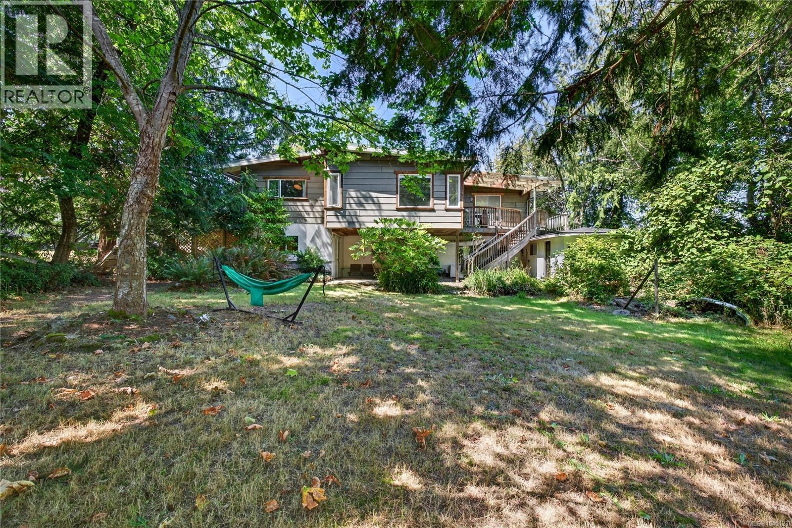 243 Maliview Dr - 2
