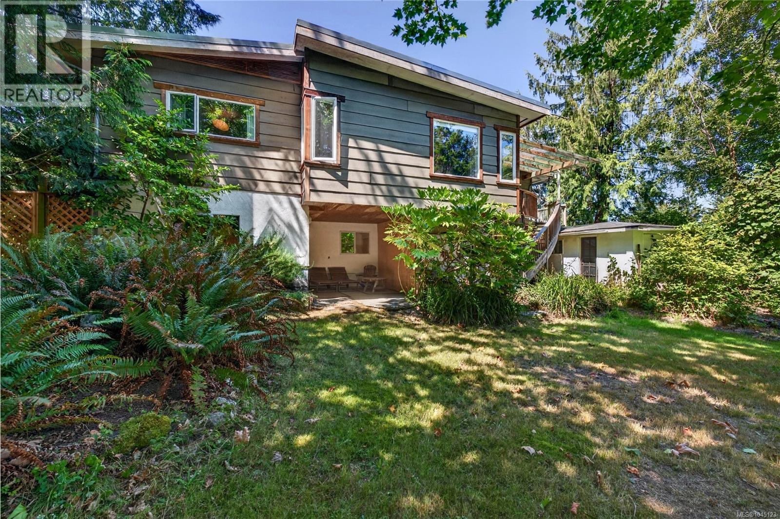 243 Maliview Dr - Image 37