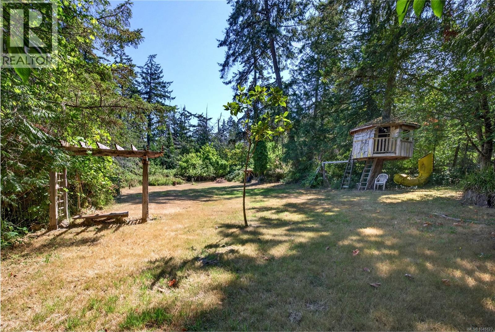 243 Maliview Dr - 4