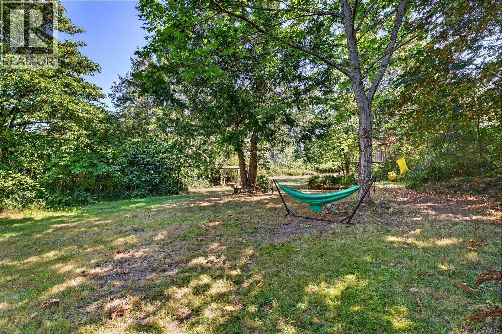 243 Maliview Dr - Image 5