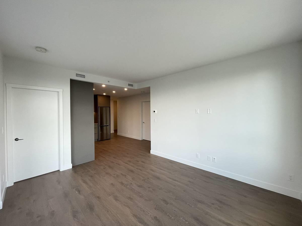 4XX 13359 OLD YALE RD, Surrey - Image 1