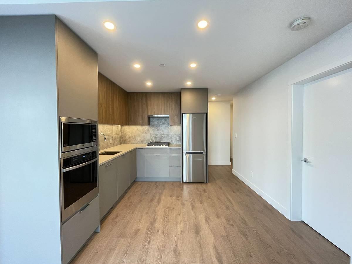 4XX 13359 OLD YALE RD, Surrey - Image 1