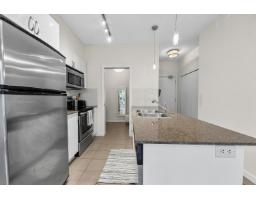 316 13789 107a Avenue, Surrey, BC V3T0B8 Photo 9