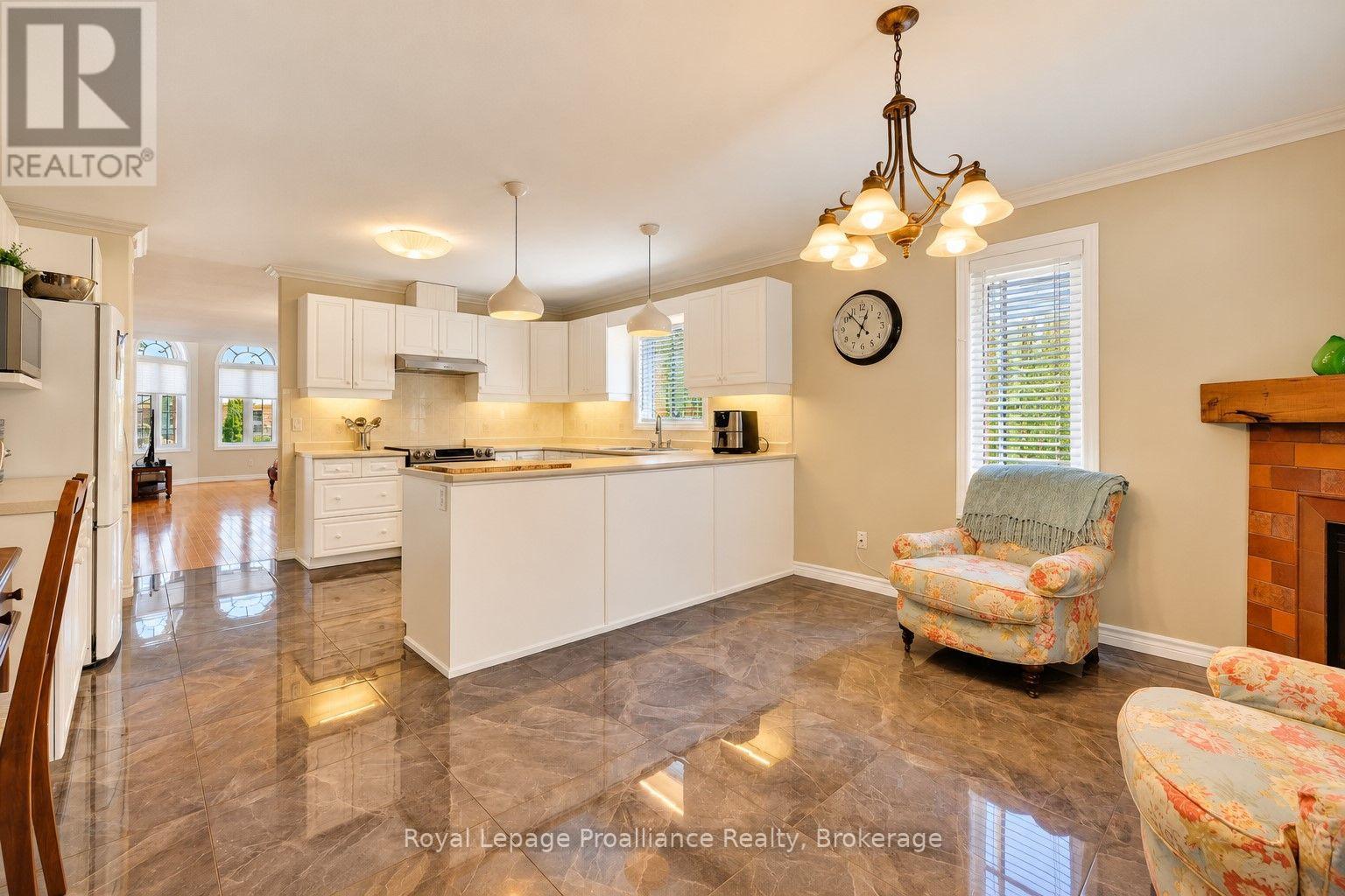 30 HEARTWOOD DRIVE - 17