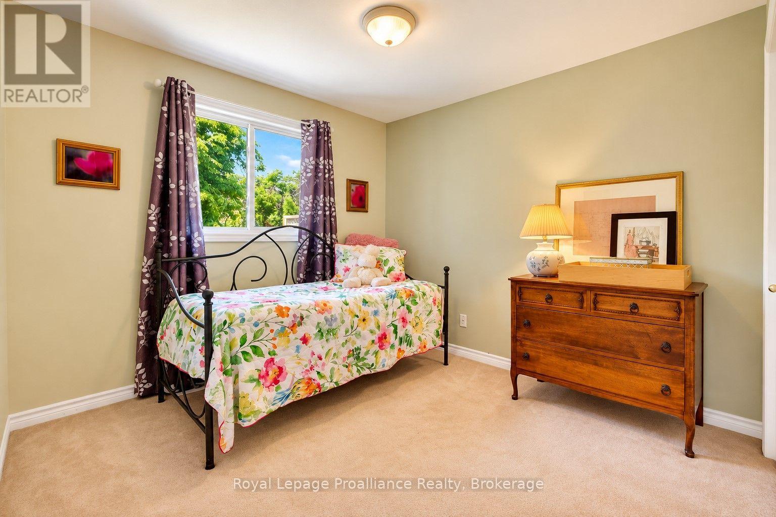 30 HEARTWOOD DRIVE - 24