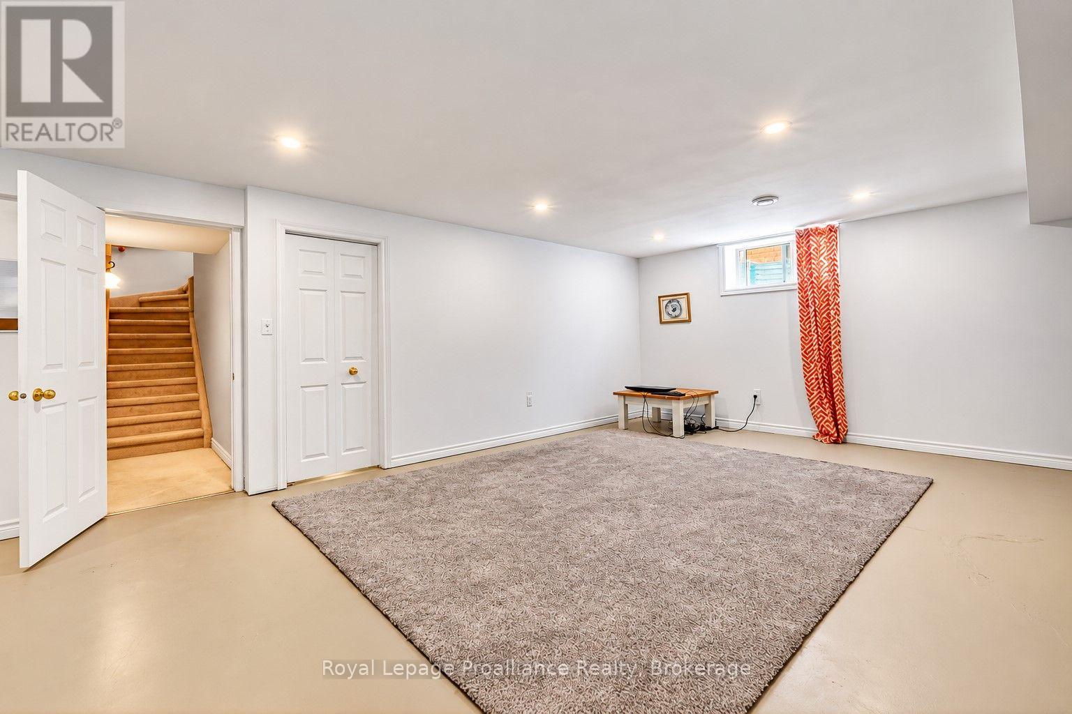 30 HEARTWOOD DRIVE - 29