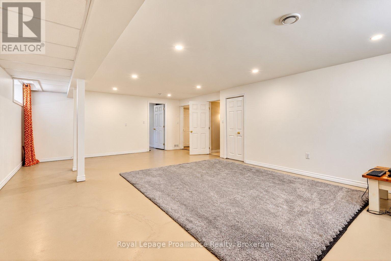 30 Heartwood Drive, Belleville, ON photo 31