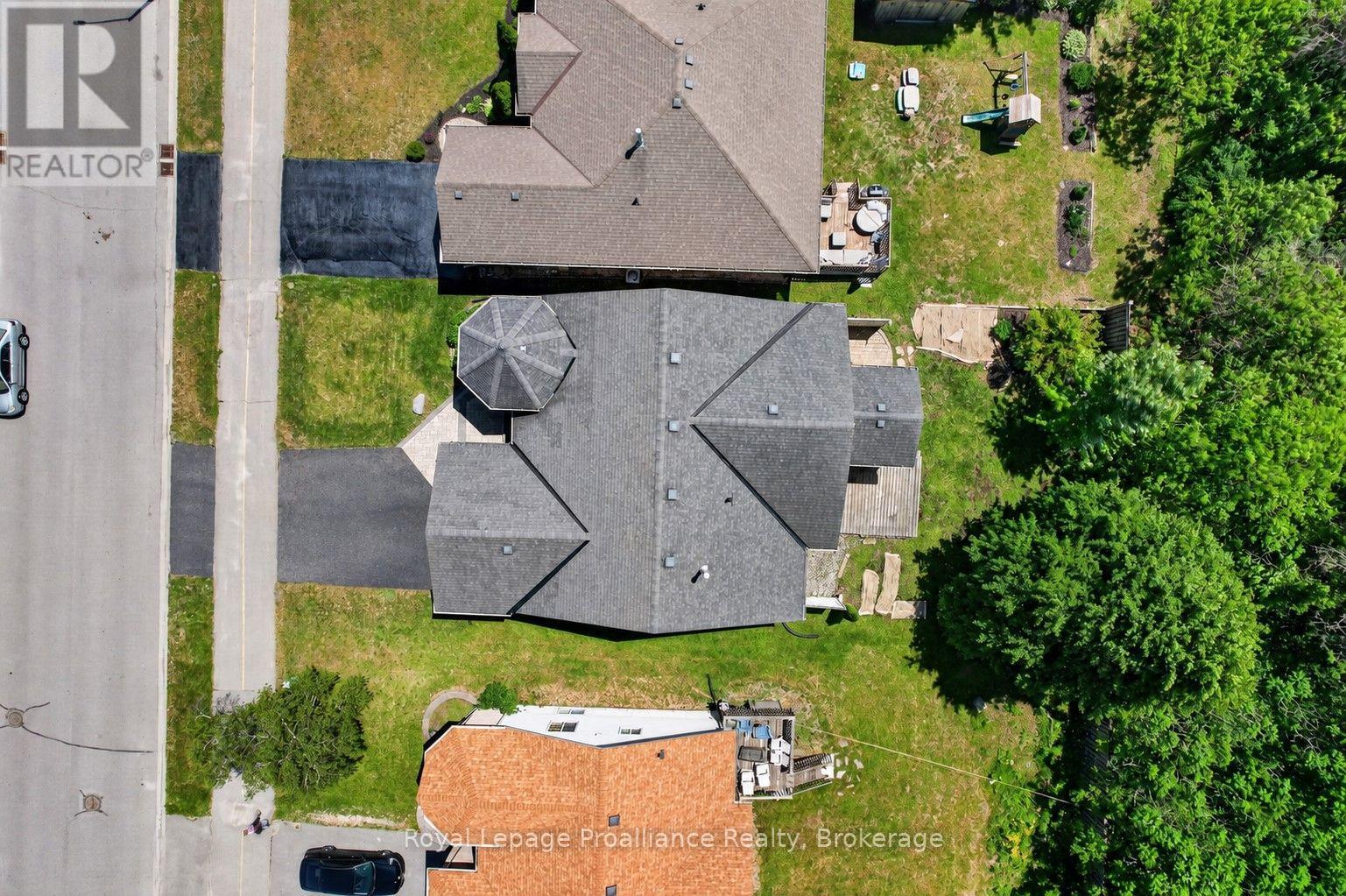 30 HEARTWOOD DRIVE - 46