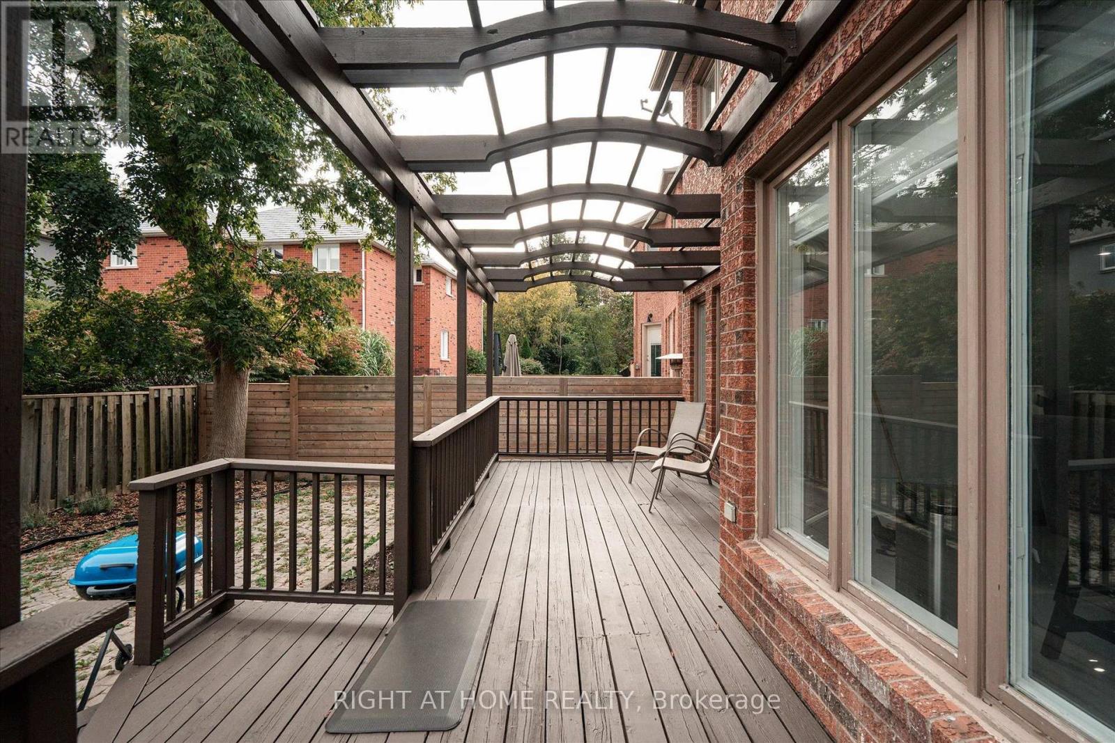 1001 LYTTON COURT - 38