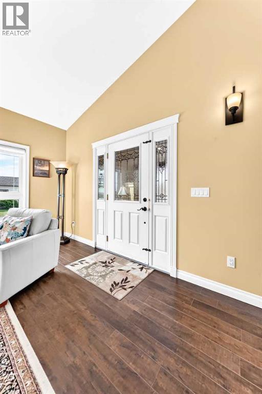 Listing photo – 6444 Cedar Way, Innisfail
