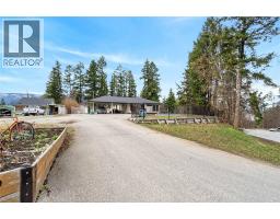 1040 Old Auto Road Se, Salmon Arm, BC V1E2P5 Photo 42