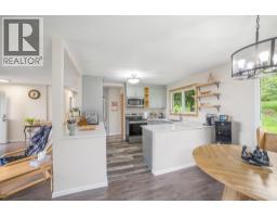 Living room - 960 Monrose Road, Wynndel, BC V0B2N2 Photo 11